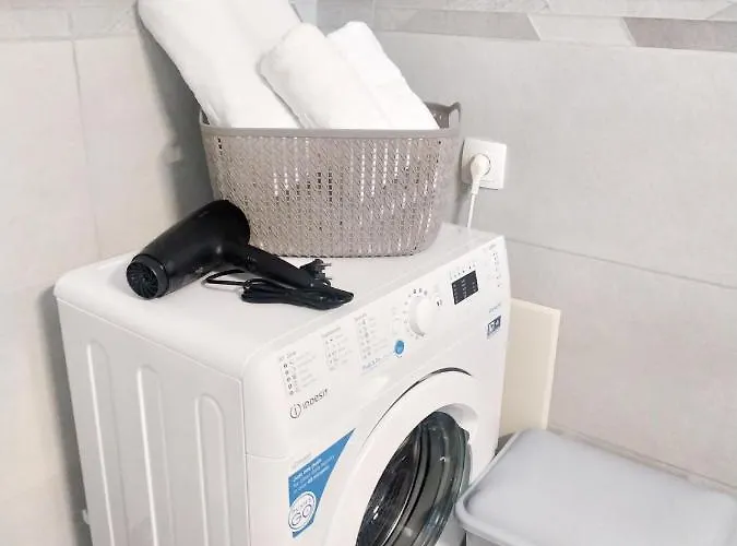 Appartamento Sea Side View Steps From The &