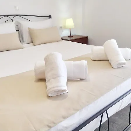 Διαμέρισμα Sea Side View Steps From The & *