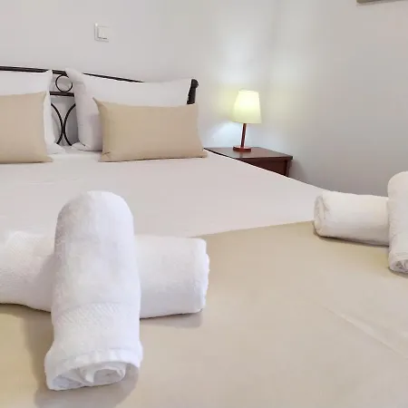 Sea Side View Steps From The & Ханья