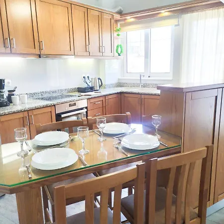 Sea Side View Steps From The & *