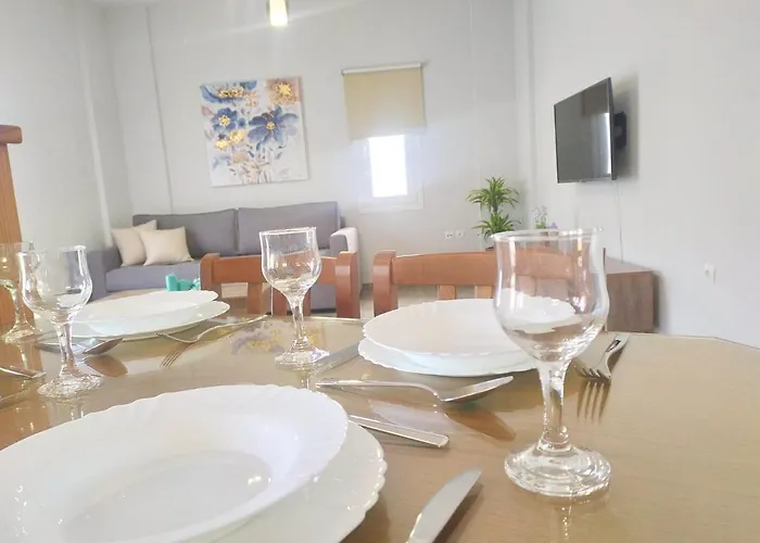 Sea Side View Steps From The & アパート *