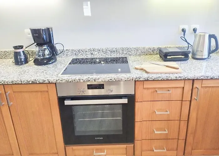 Sea Side View Steps From The & ハニア