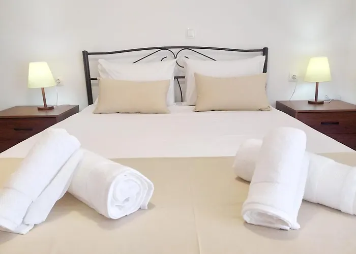 Sea Side View Steps From The & Hanya