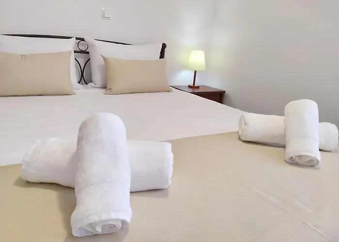 Sea Side View Steps From The & Hanya